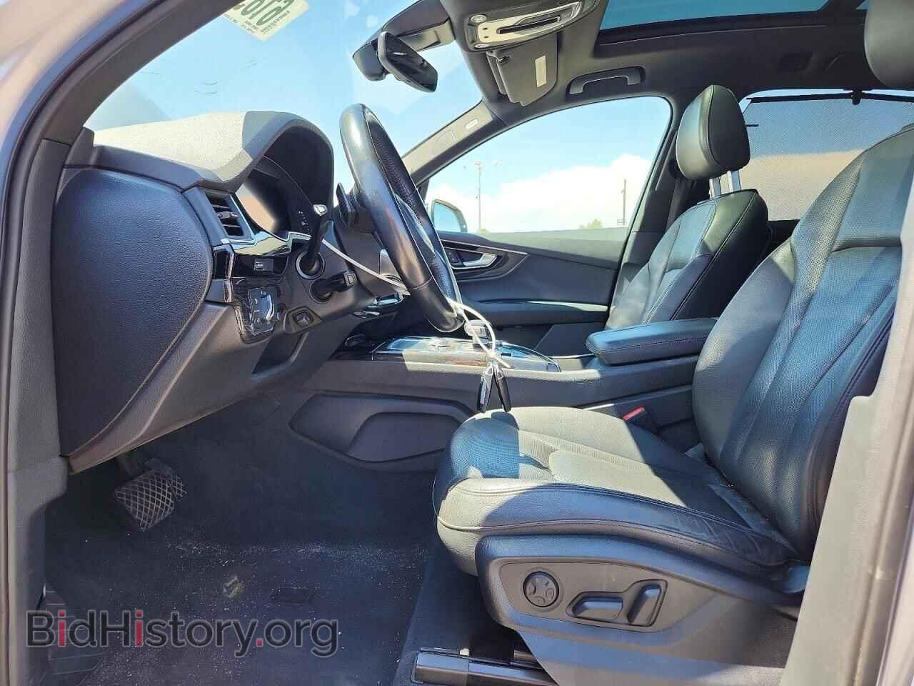 2017 AUDI Q7 - VIN: WA1LAAF74HD011330 - Photo 7