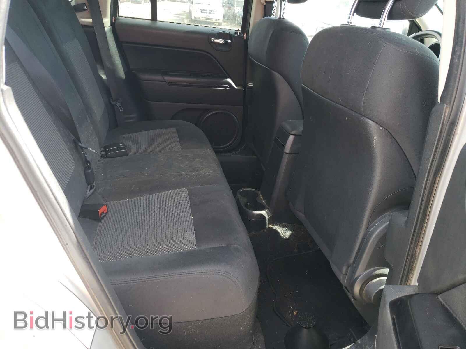 2011 JEEP COMPASS - VIN: 1J4NF1FB0BD183148 - Photo 6