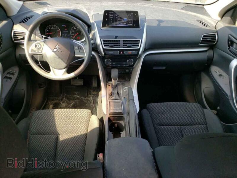 2018 Mitsubishi ECLIPSE (VIN JA4AT4AA0JZ043805) — фото 8 из 12