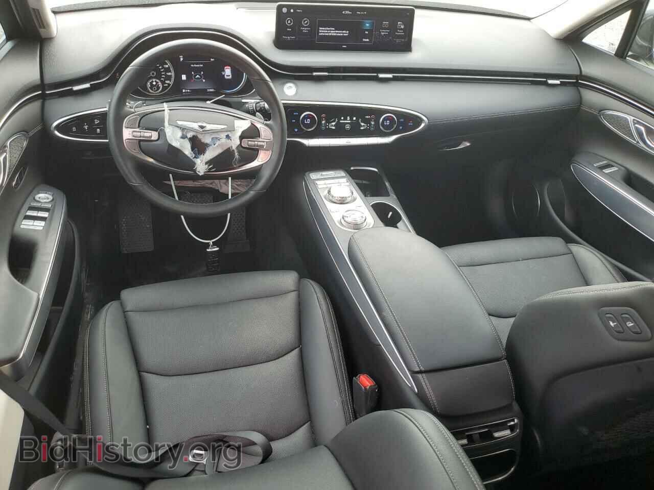 2022 GENESIS GV70 BASE - VIN: KMUMADTB8NU073892 - Photo 8