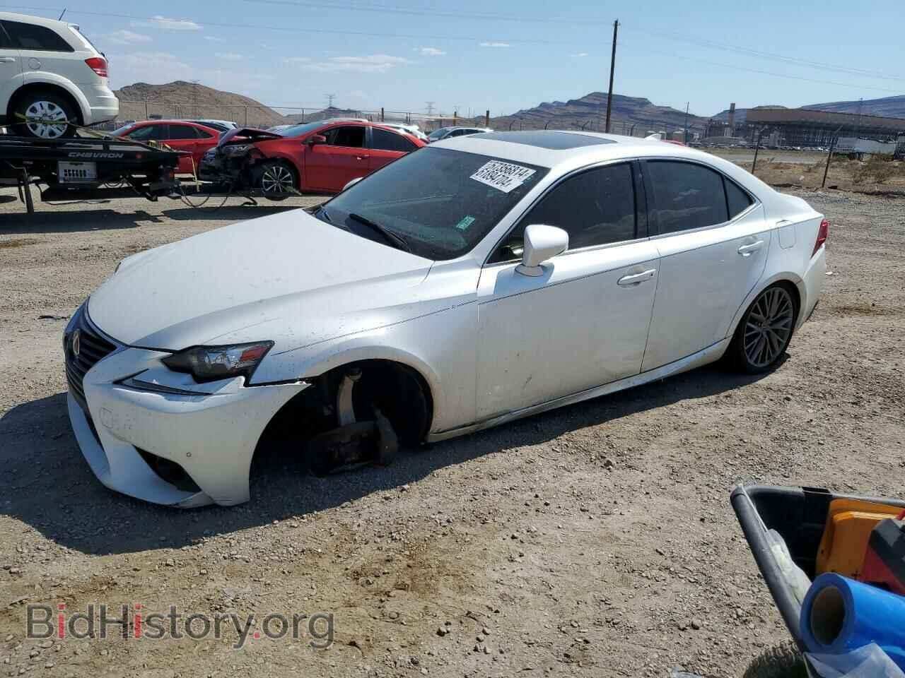Photo JTHBA1D28G5003487 - LEXUS IS 2016