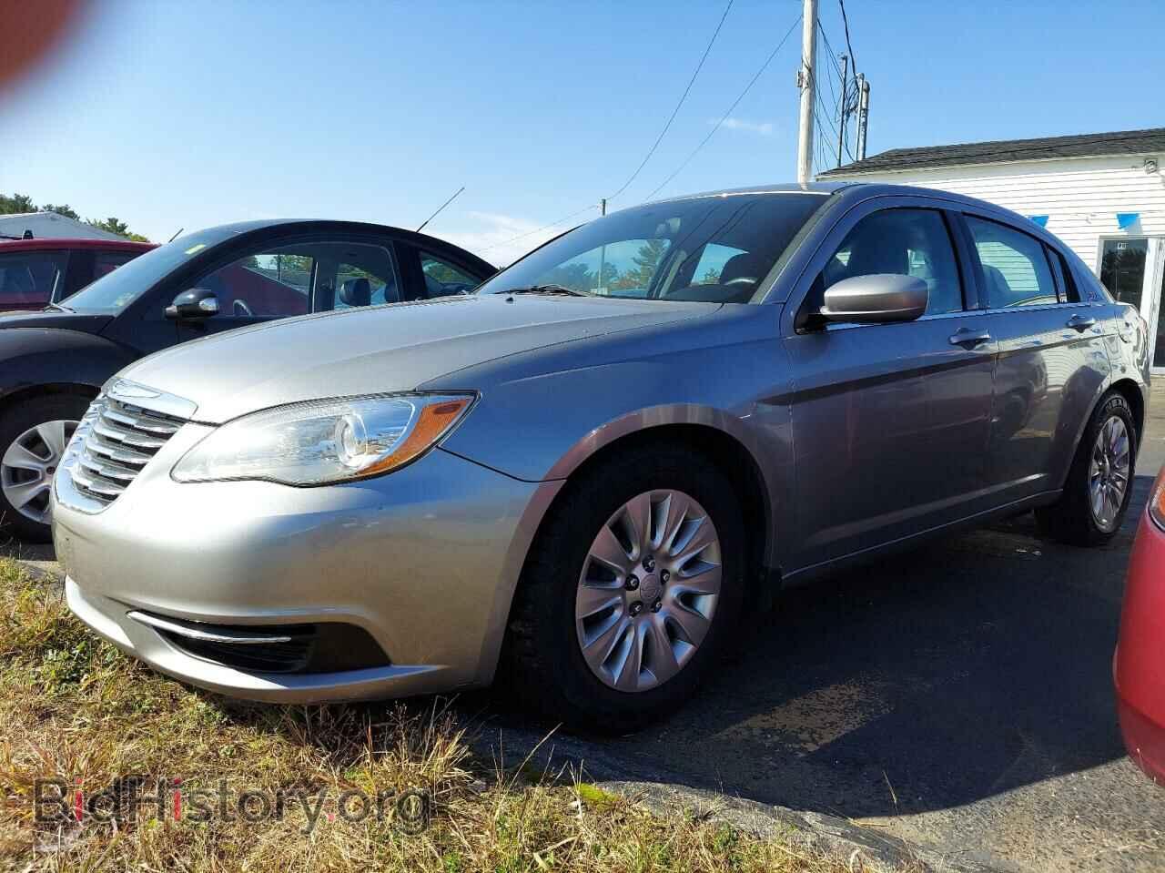 2013 CHRYSLER 200 - VIN: 1C3CCBAG4DN767651 - Photo 2