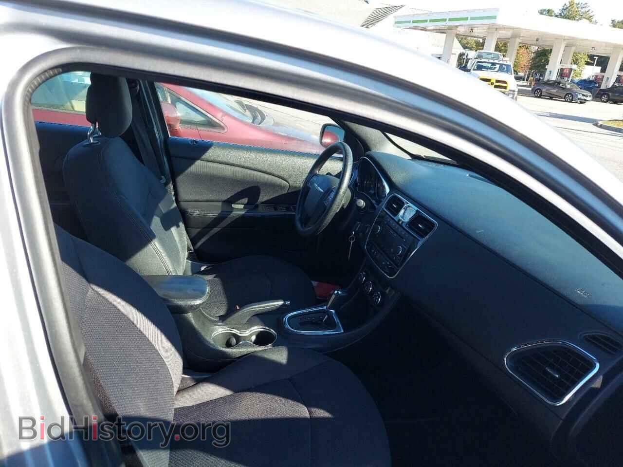 2013 CHRYSLER 200 - VIN: 1C3CCBAG4DN767651 - Photo 5