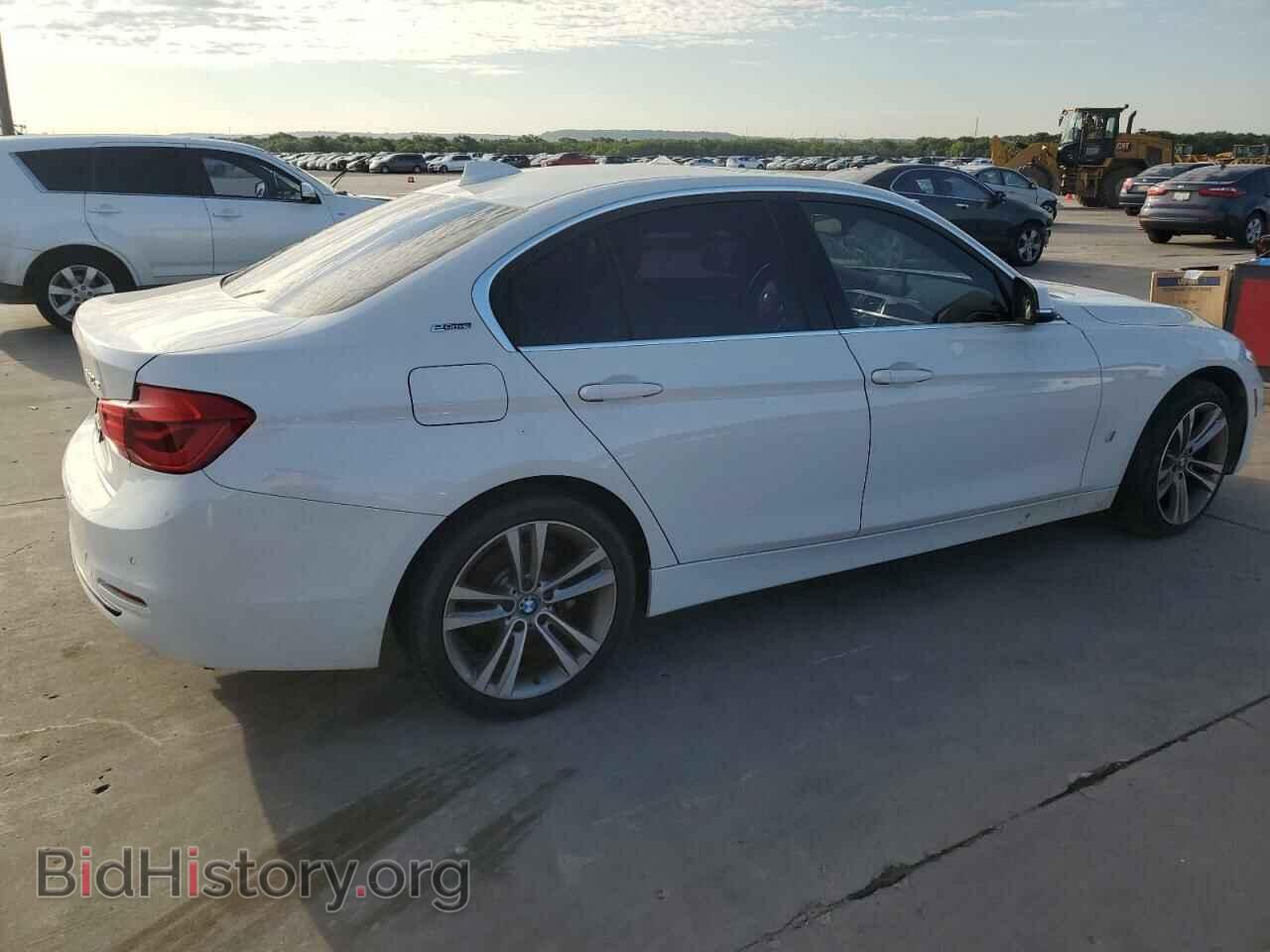 2017 BMW 3 SERIES - VIN: WBA8E1C5XHK480210 - Фото 3