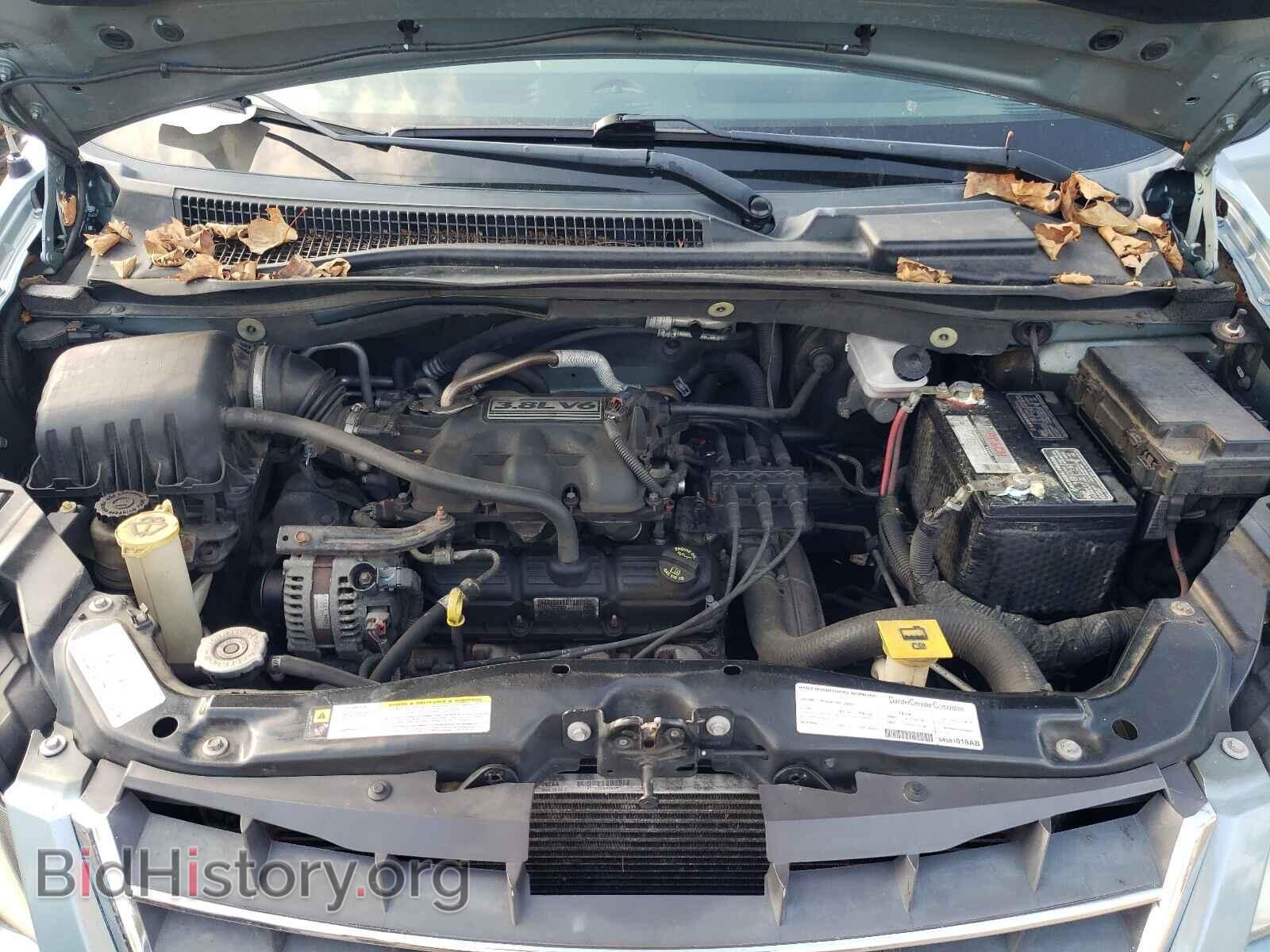 2008 CHRYSLER MINIVAN - VIN: 2A8HR54P08R832218 - Фото 7