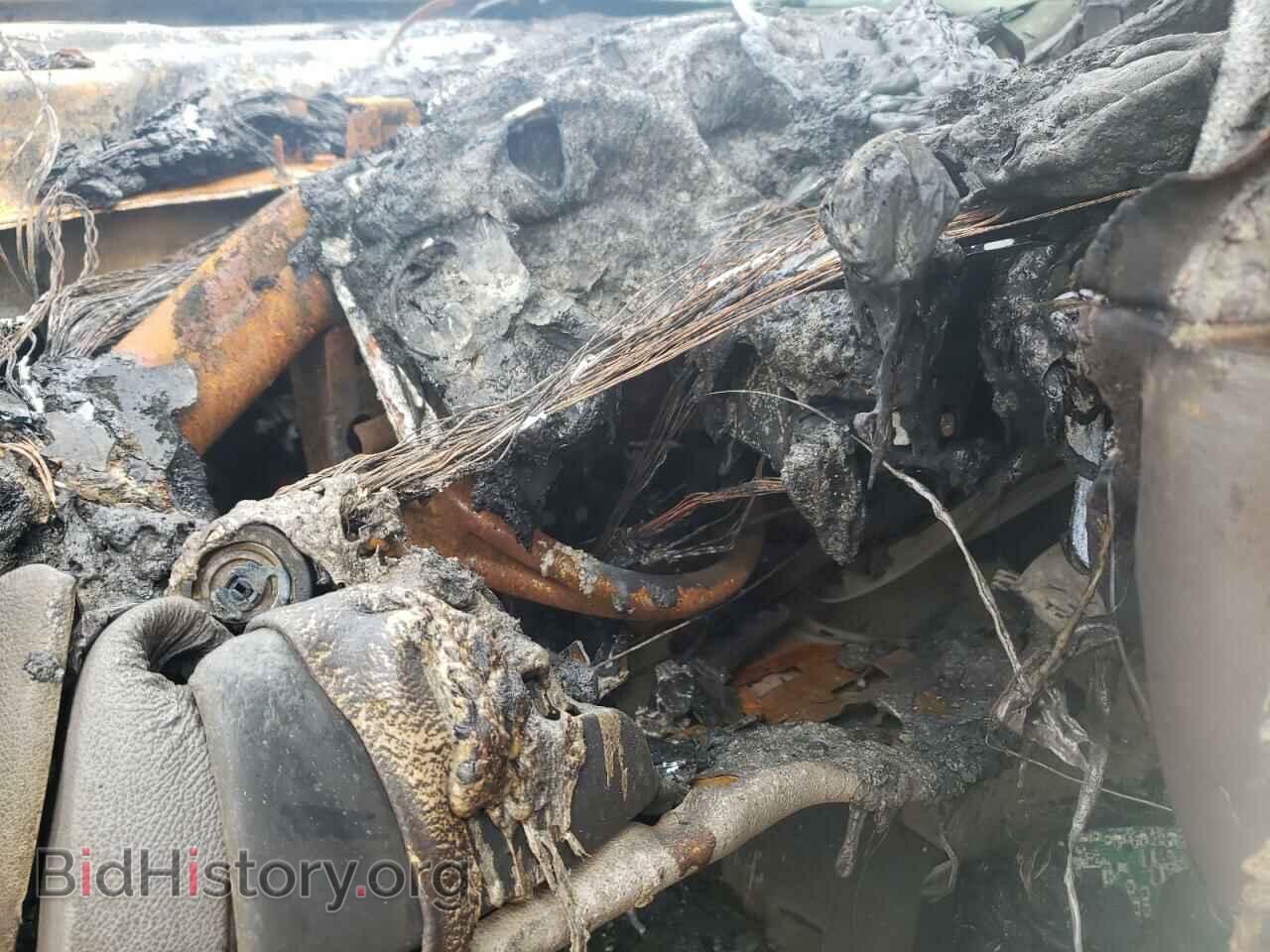 2007 GMC SIERRA - VIN: 1GTHK23627F555984 - Фото 9