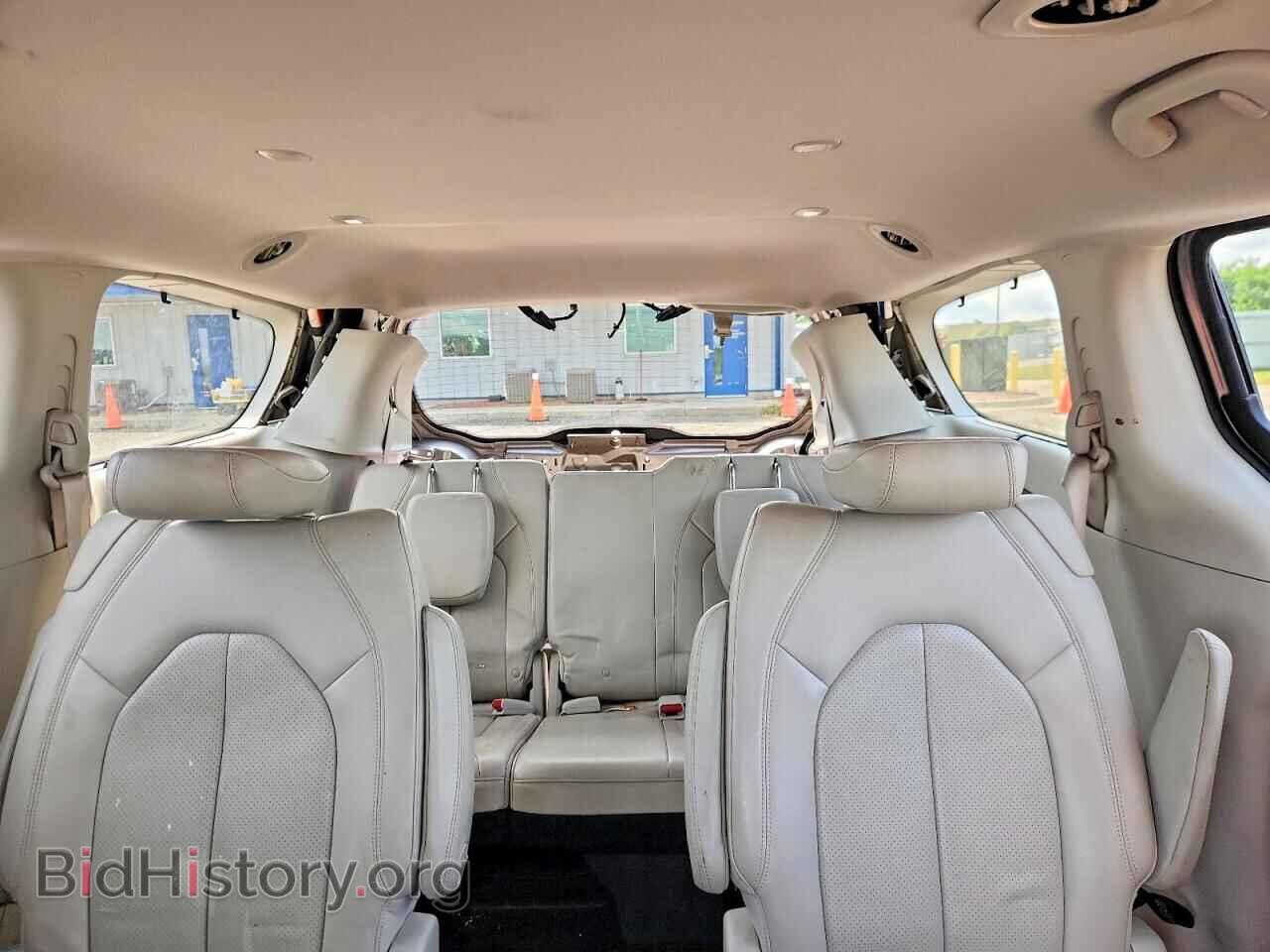 2018 CHRYSLER PACIFICA - VIN: 2C4RC1BG6JR197729 - Фото 10