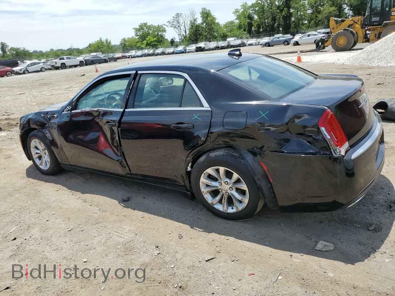 2016 CHRYSLER 300 - VIN: 2C3CCAAG2GH190559 - Фото 2