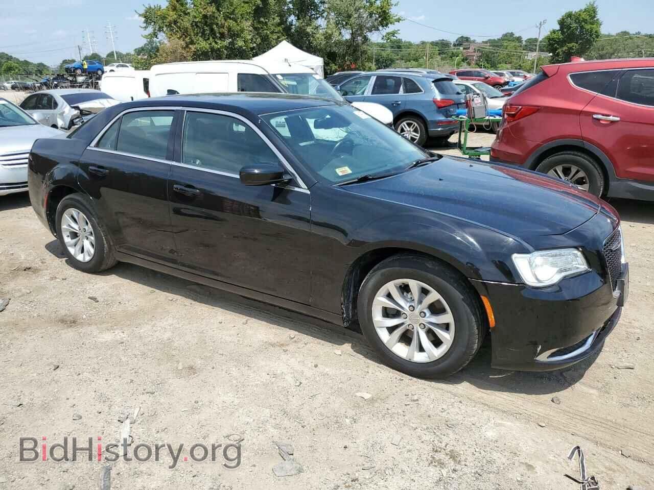 2016 CHRYSLER 300 - VIN: 2C3CCAAG2GH190559 - Фото 4