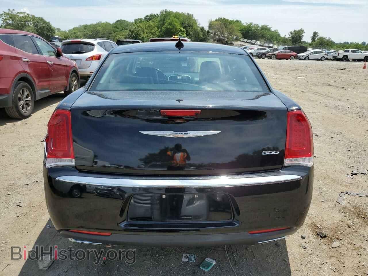 2016 CHRYSLER 300 - VIN: 2C3CCAAG2GH190559 - Фото 6