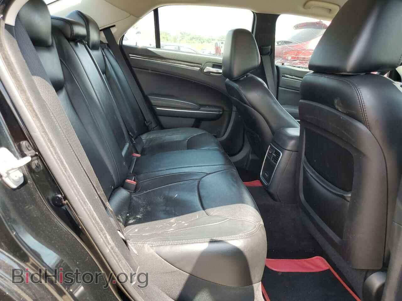 2016 CHRYSLER 300 - VIN: 2C3CCAAG2GH190559 - Фото 10