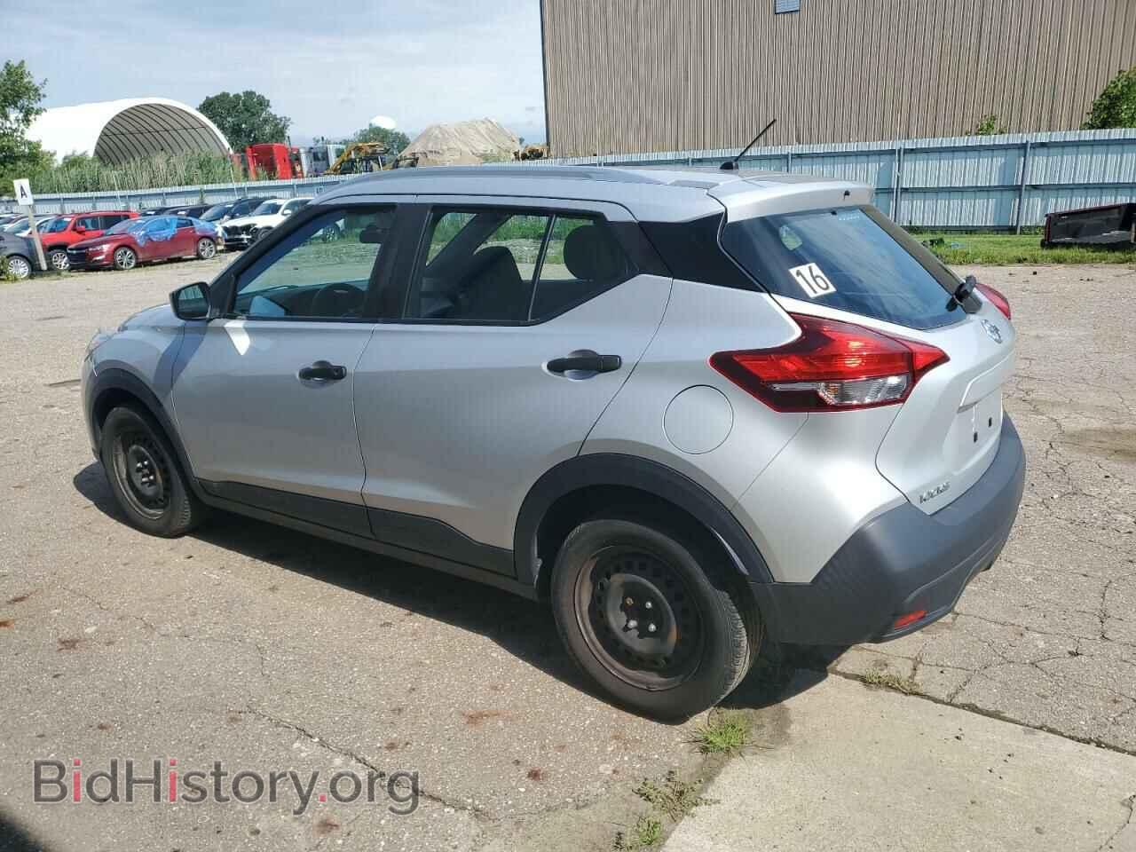2019 NISSAN KICKS - VIN: 3N1CP5CU3KL557840 - Фото 2