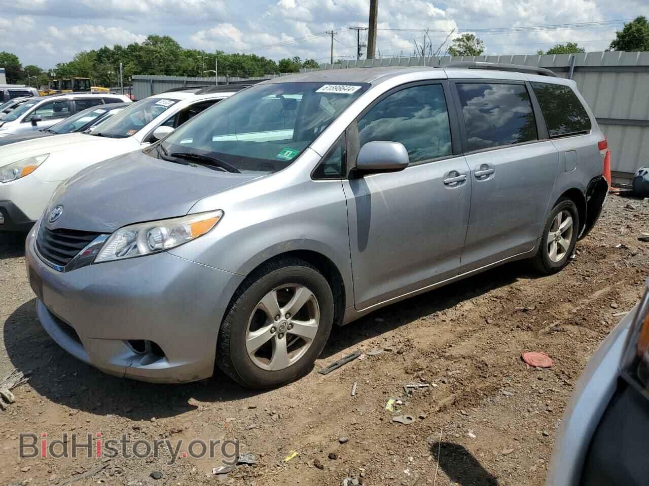 Photo 5TDKK3DC3BS042588 - TOYOTA All Models 2011
