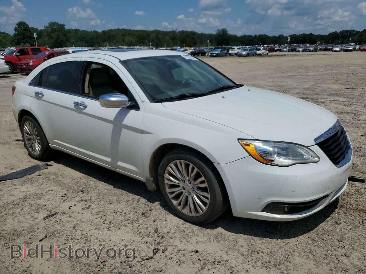 2013 CHRYSLER 200 - VIN: 1C3CCBCG3DN654402 - Фото 4