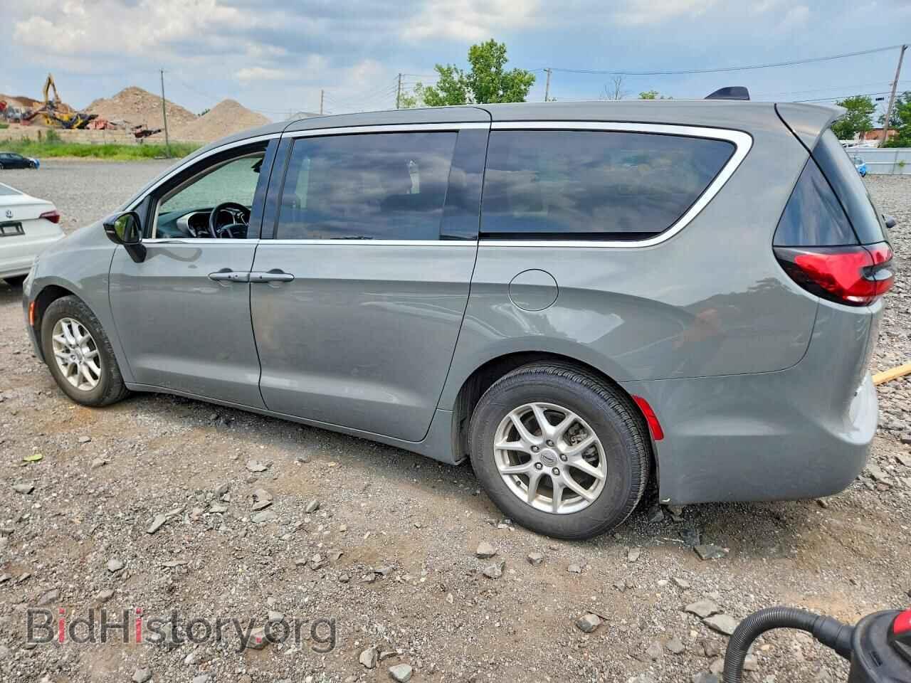 2024 CHRYSLER PACIFICA - VIN: 2C4RC1BG3RR189972 - Photo 2