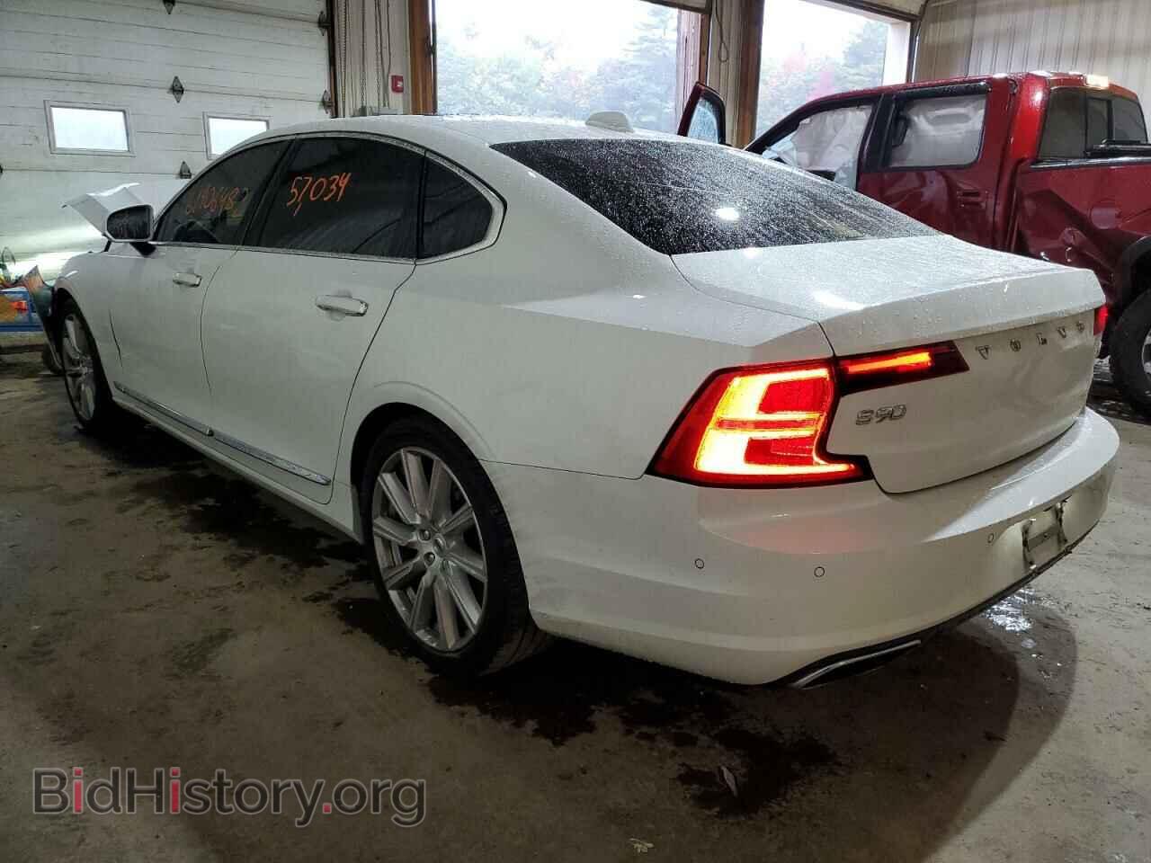 2018 VOLVO S90 - VIN: LVYA22ML9JP056812 - Фото 3