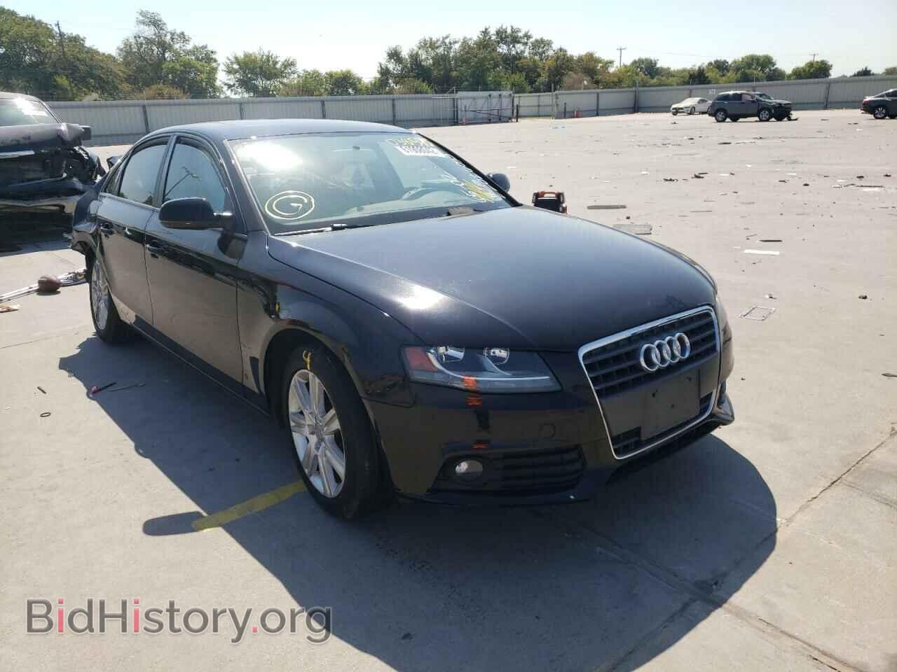 Photo WAUAFAFL1BN038575 - AUDI A4 2011