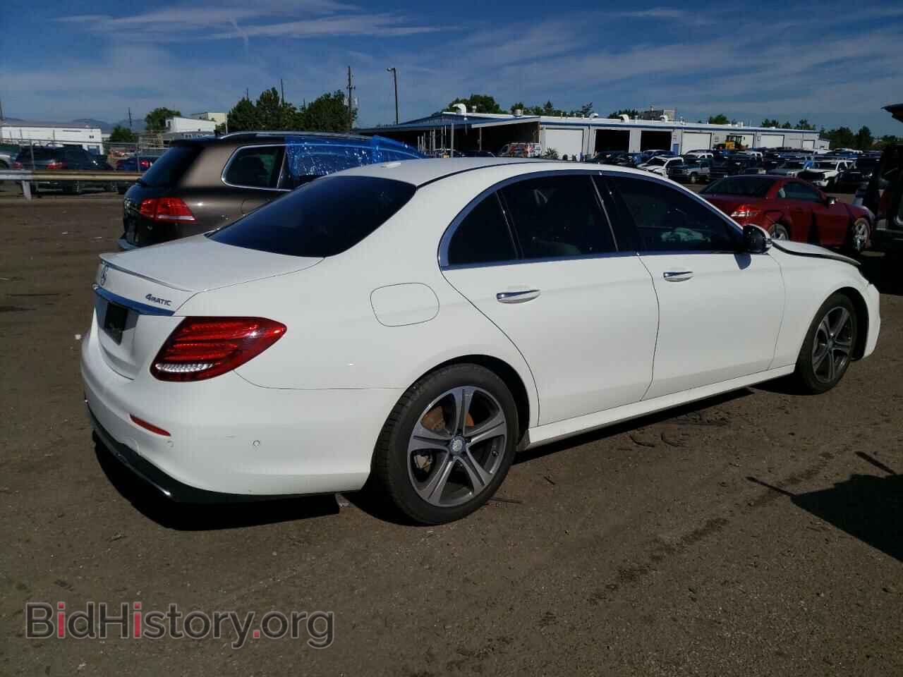 2017 MERCEDES-BENZ E-CLASS - VIN: WDDZF4KB4HA098120 - Фото 3