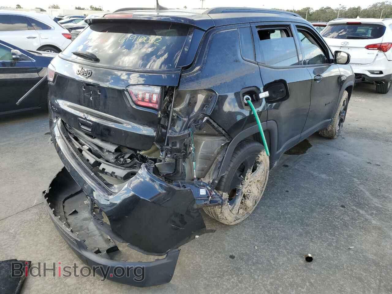 2019 JEEP COMPASS - VIN: 3C4NJDBB0KT657301 - Photo 4