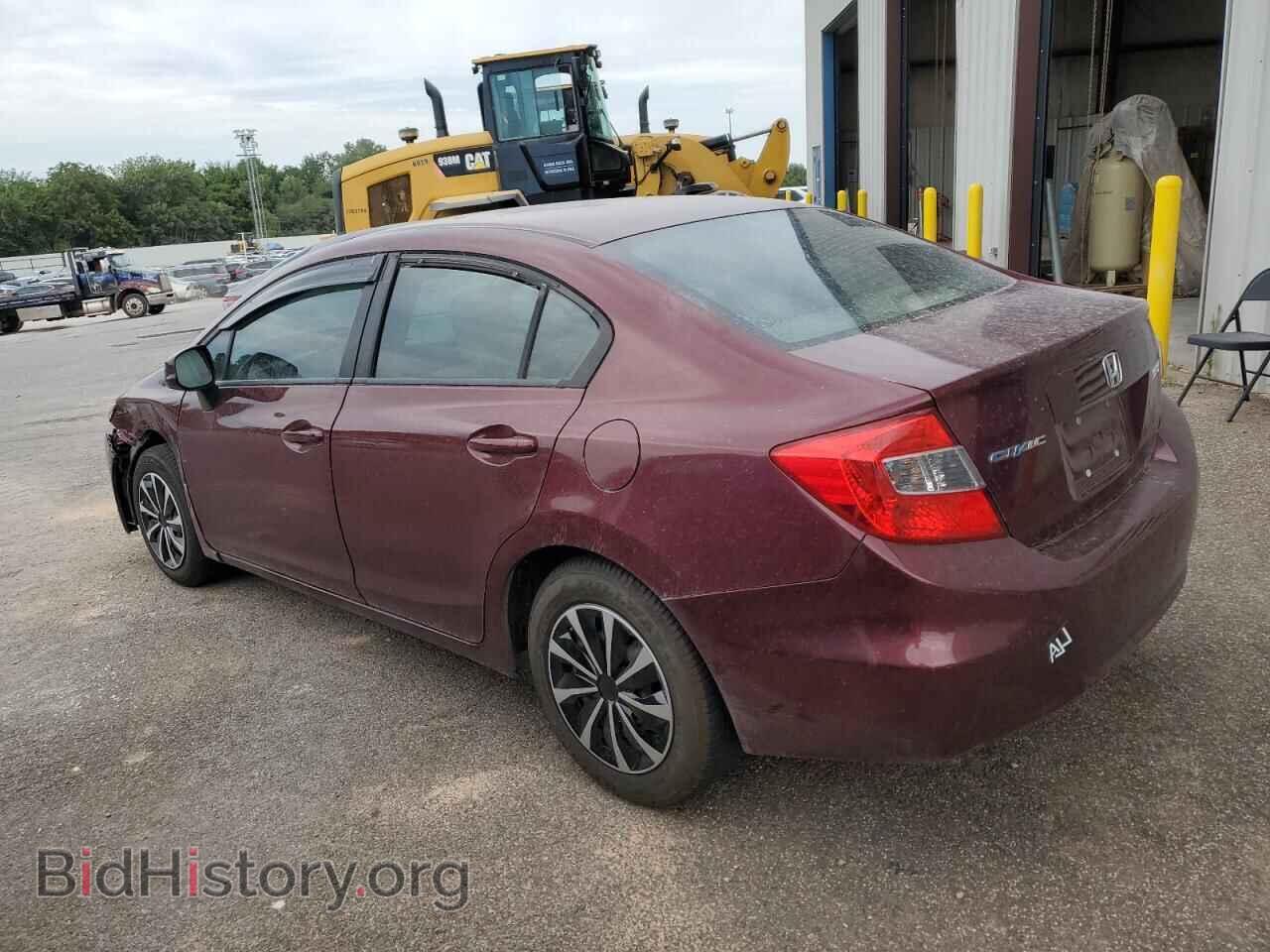 2012 HONDA CIVIC - VIN: 2HGFB2F52CH609272 - Фото 2