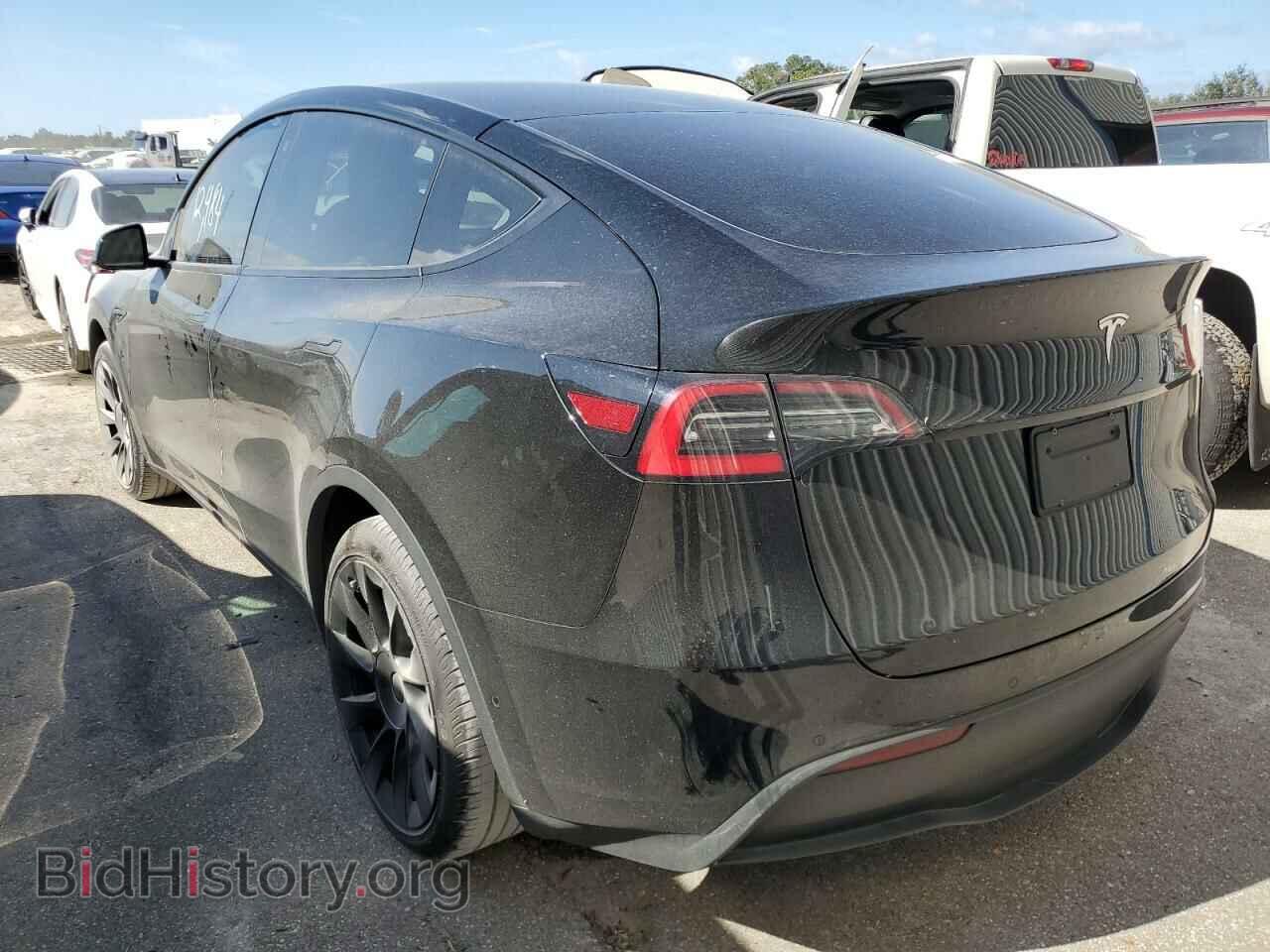 2021 TESLA MODEL Y - VIN: 5YJYGDED2MF121024 - Photo 3