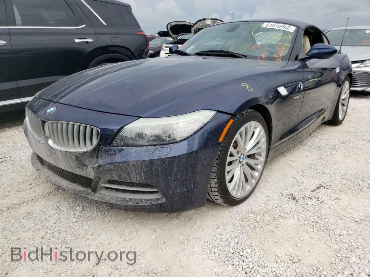 2010 BMW Z4 - VIN: WBALM7C50AE382016 - Фото 2