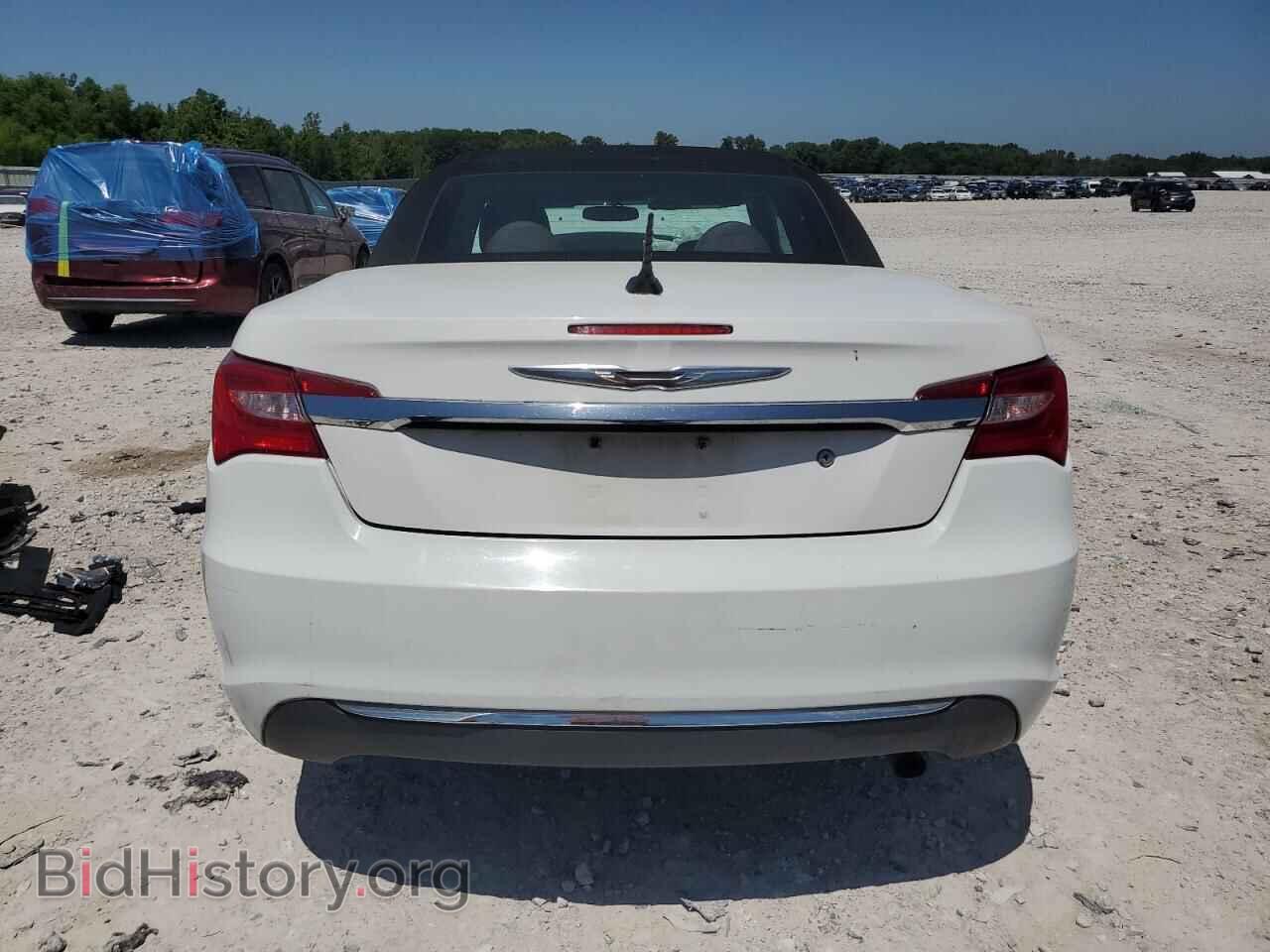 2012 CHRYSLER 200 - VIN: 1C3BCBEB2CN218460 - Фото 6