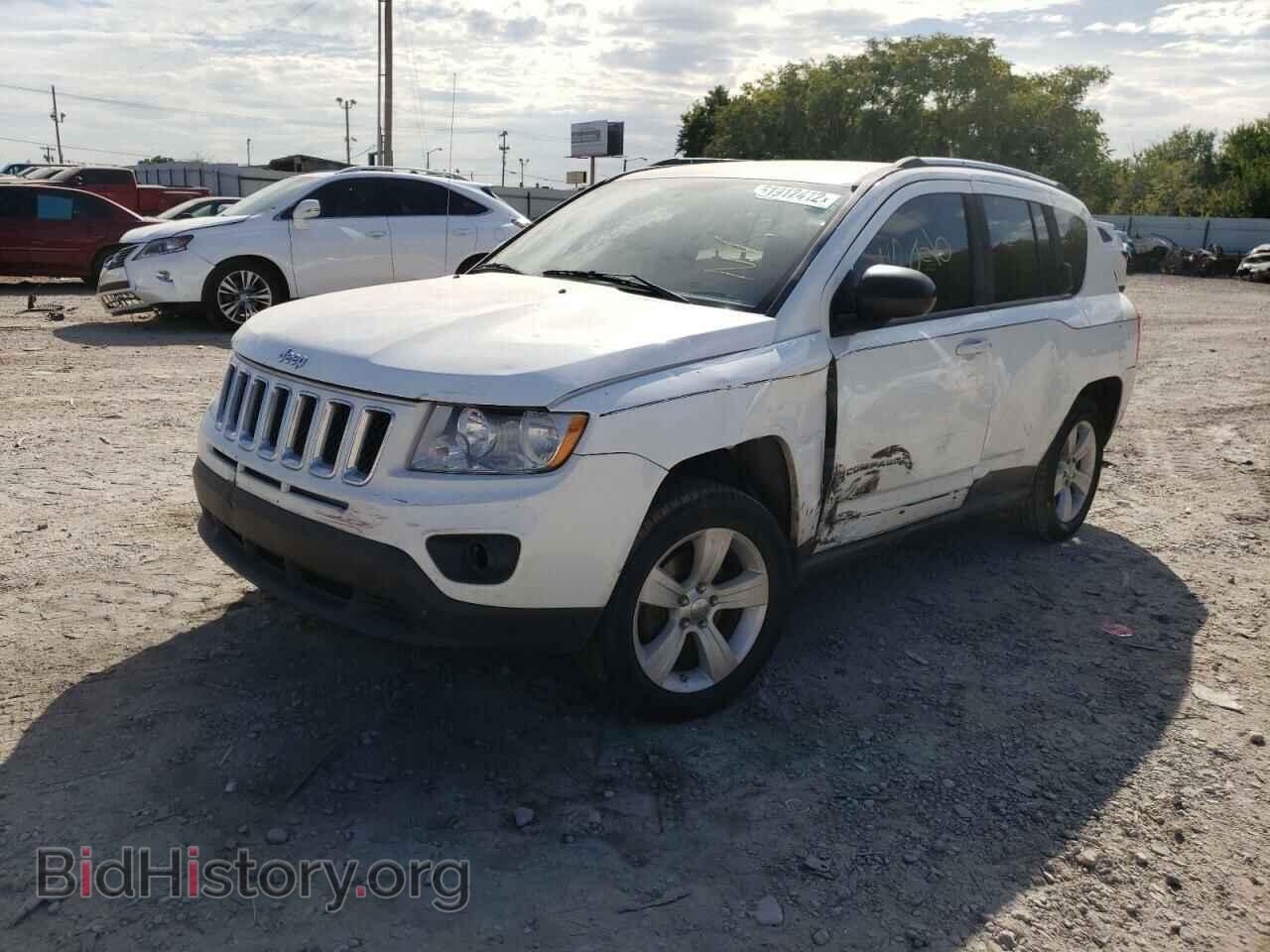 2012 JEEP COMPASS - VIN: 1C4NJDEB0CD501861 - Фото 2