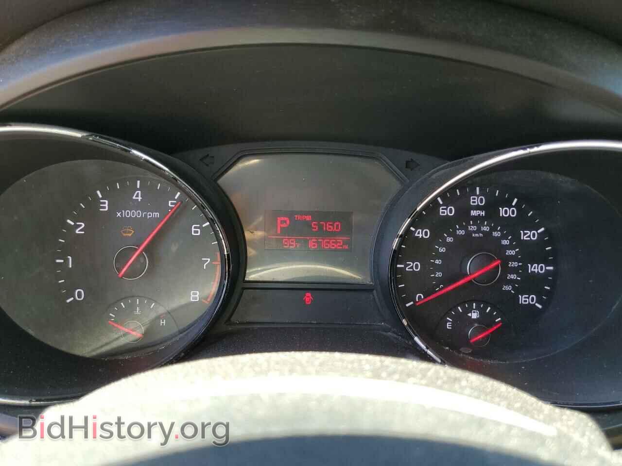 2016 KIA All Models - VIN: KNDMB5C18G6086887 - Фото 9