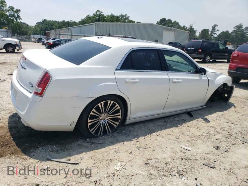 2013 Chrysler 300 (VIN 2C3CCABG9DH596252) — фото 3 из 12