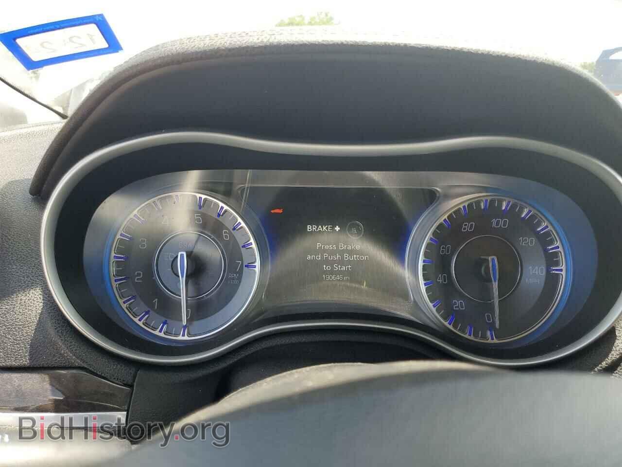 2015 CHRYSLER 300 - VIN: 2C3CCAEG3FH779595 - Фото 9