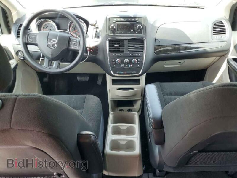 2016 Dodge CARAVAN (VIN 2C4RDGBG9GR184501) — photo 8 of 14