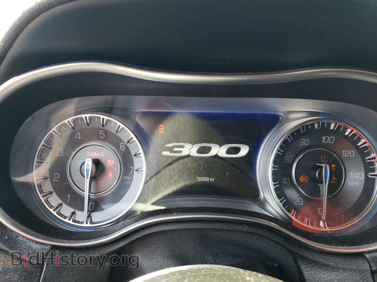 2016 CHRYSLER 300 - VIN: 2C3CCAKG4GH329265 - Фото 9