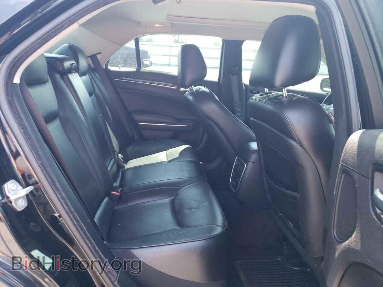 2016 CHRYSLER 300 - VIN: 2C3CCAKG4GH329265 - Фото 10
