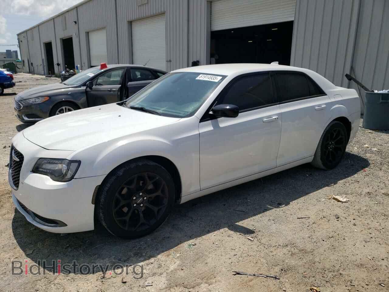 Фотография 2C3CCAAG5KH613403 - CHRYSLER 300 2019