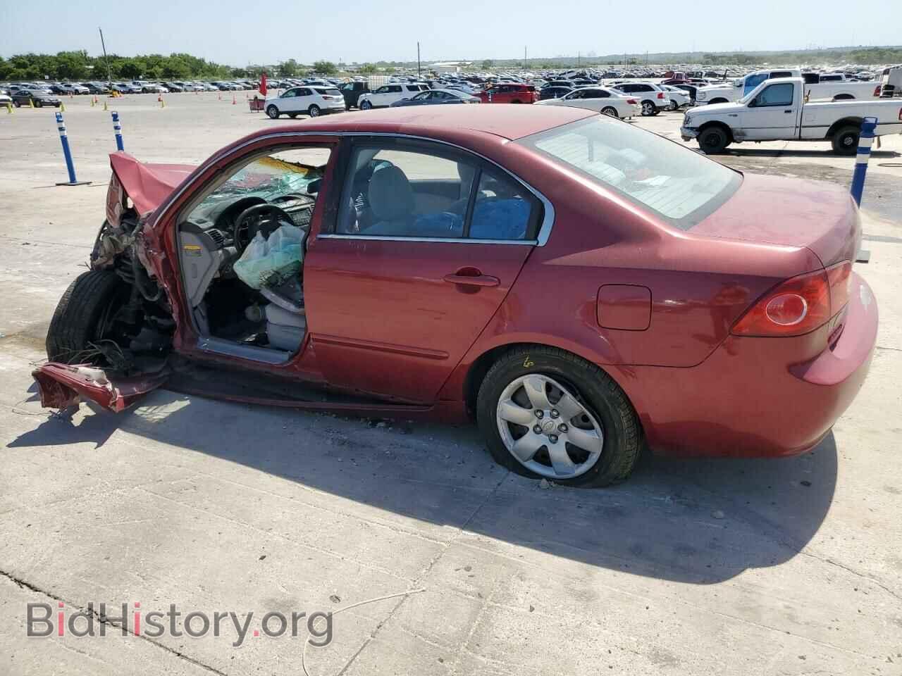 2006 KIA OPTIMA - VIN: KNAGE123065057062 - Фото 2