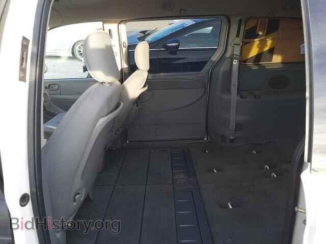 2006 CHRYSLER MINIVAN - VIN: 2A4GP44R96R818815 - Фото 6