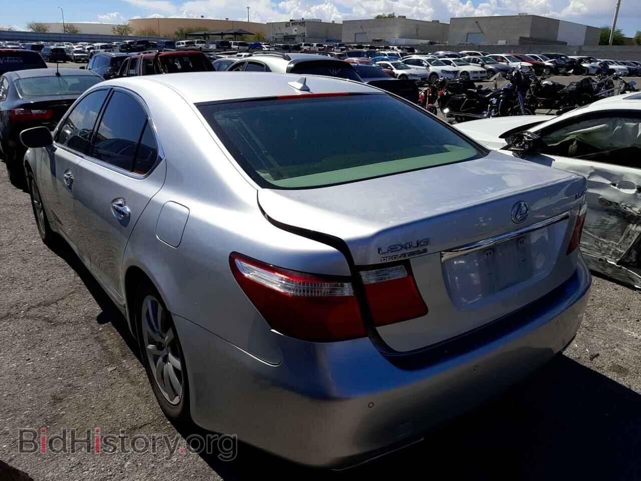 2009 LEXUS LS460 - VIN: JTHBL46FX95090761 - Photo 3