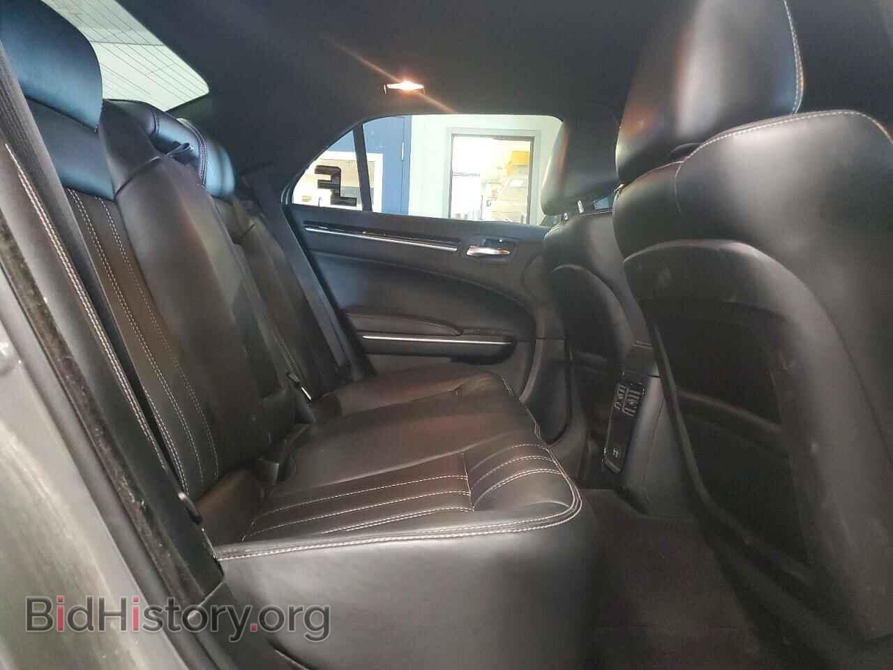 2017 CHRYSLER 300 - VIN: 2C3CCAGG7HH534430 - Фото 10