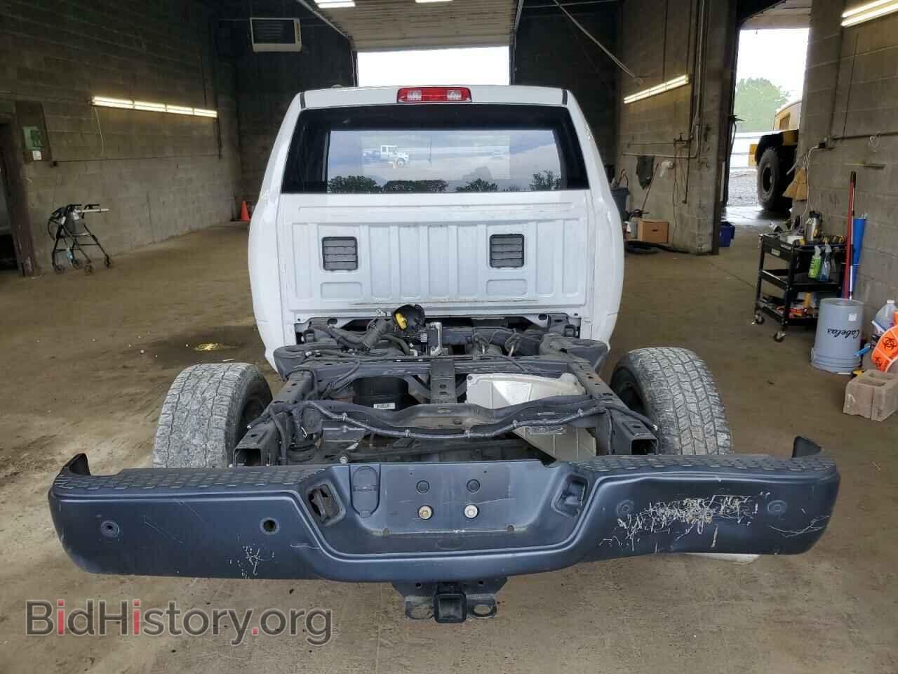 2018 RAM 1500 - VIN: 1C6RR6FG3JS256215 - Фото 6