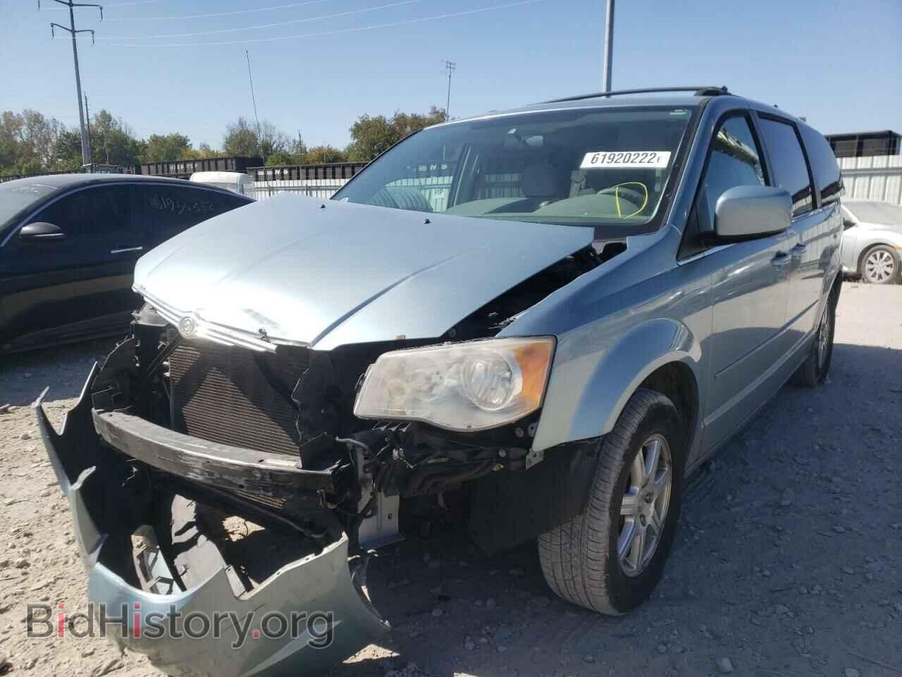 2008 CHRYSLER MINIVAN - VIN: 2A8HR54P88R805543 - Фото 2
