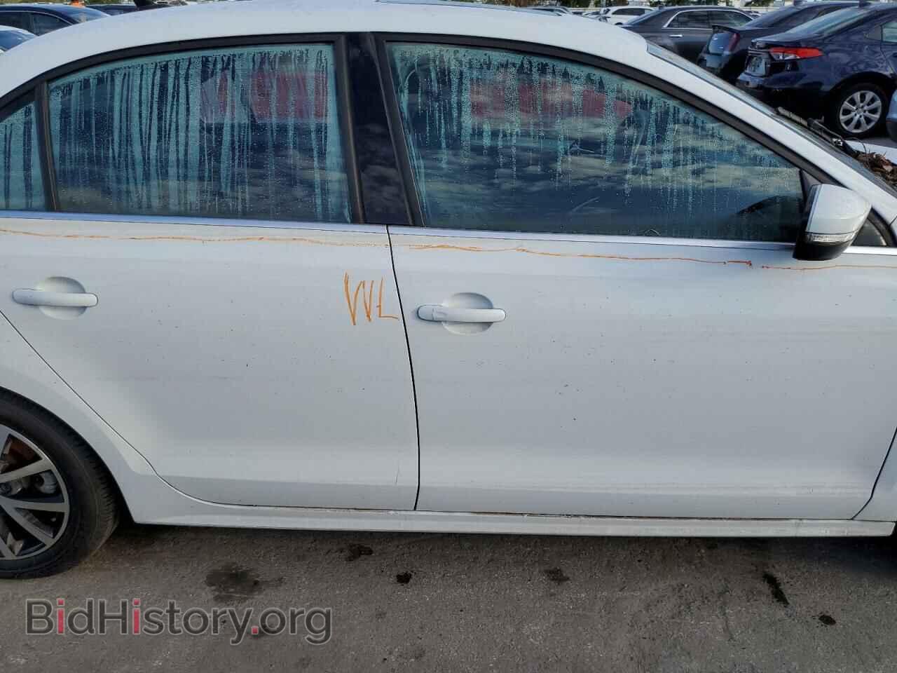 2017 VOLKSWAGEN JETTA - VIN: 3VWDB7AJ4HM276215 - Фото 9