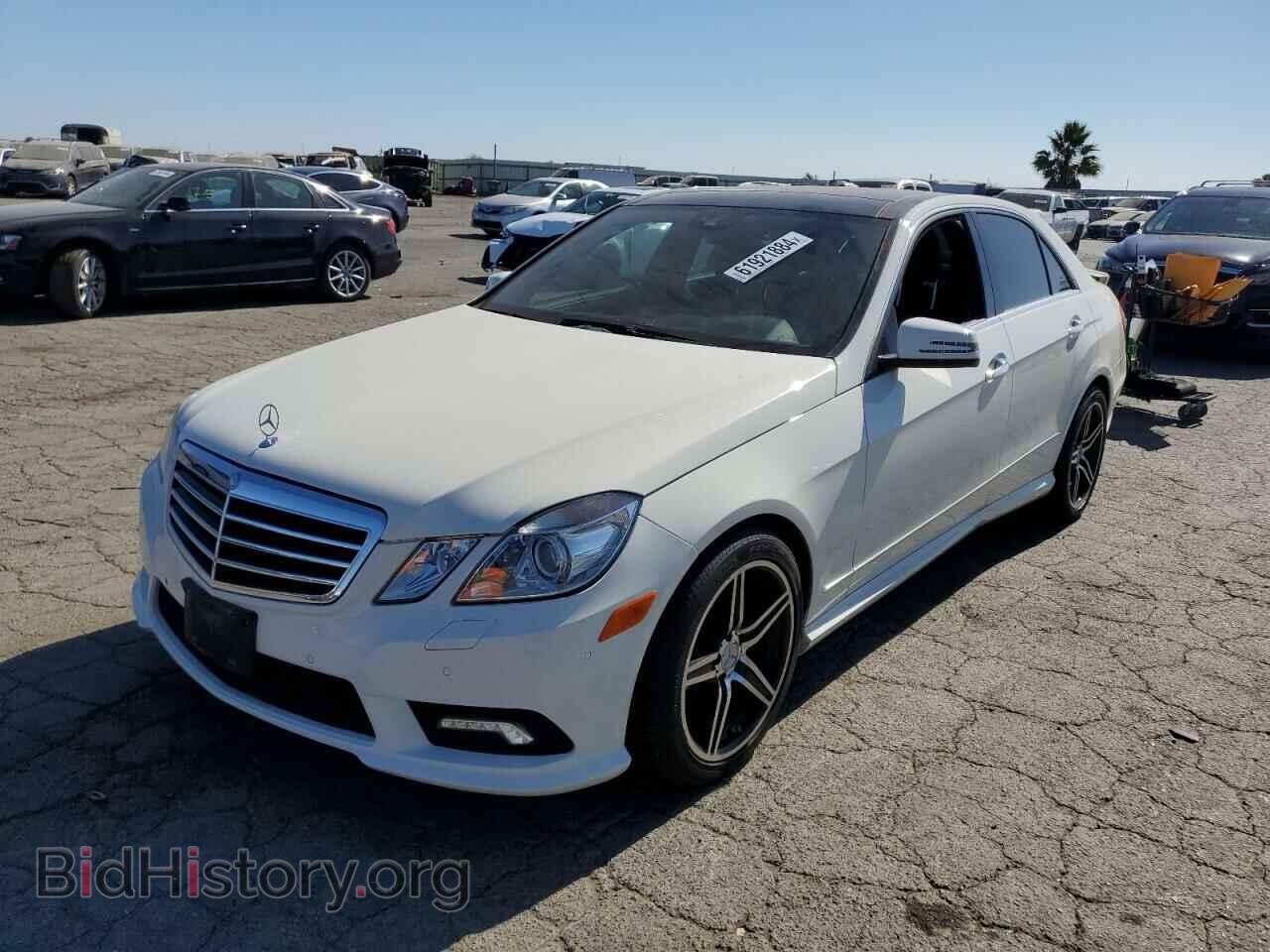 Photo WDDHF5GB3AA205934 - MERCEDES-BENZ E-CLASS 2010