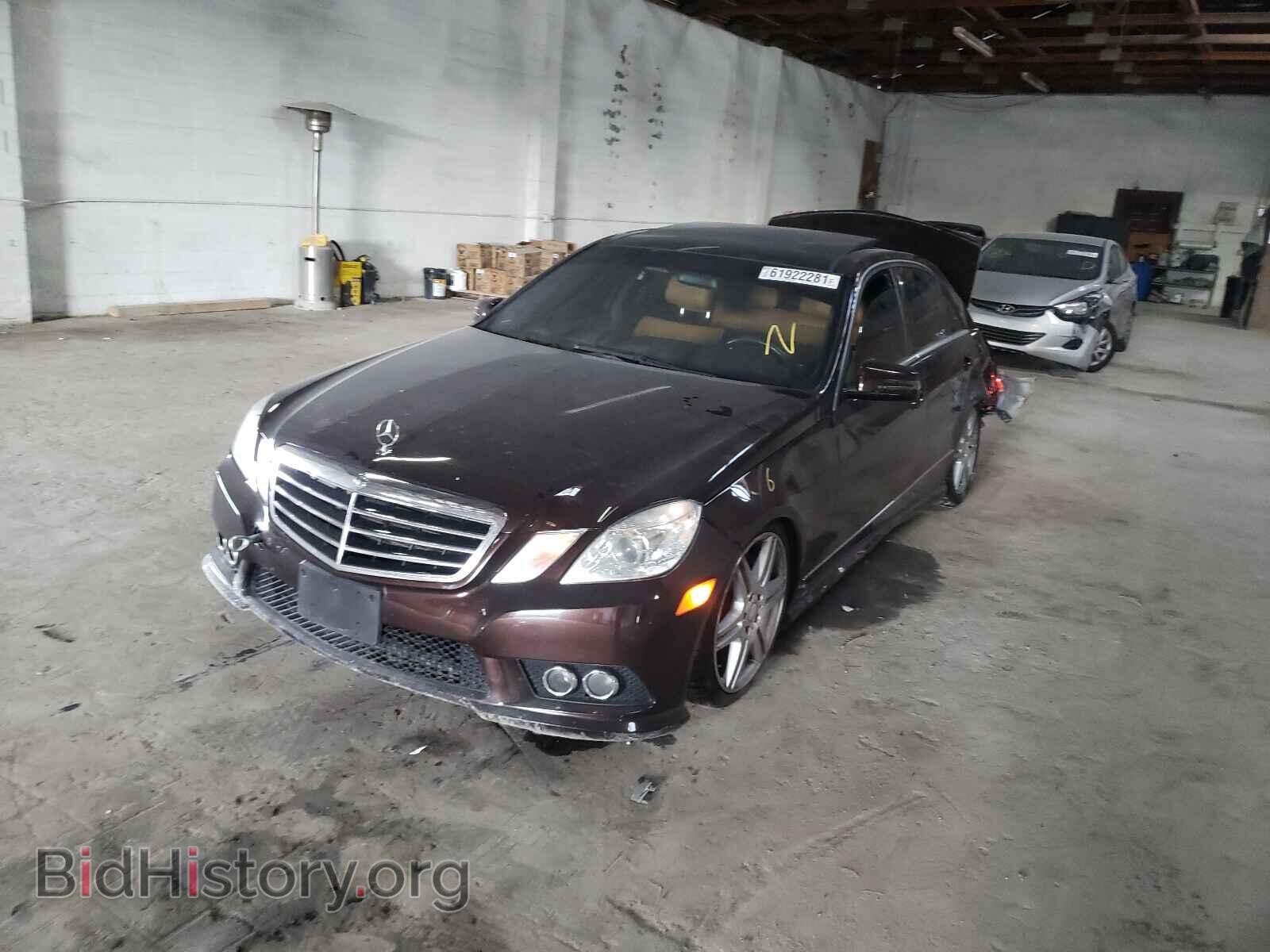 2010 MERCEDES-BENZ E-CLASS - VIN: WDDHF7CB2AA240000 - Фото 2