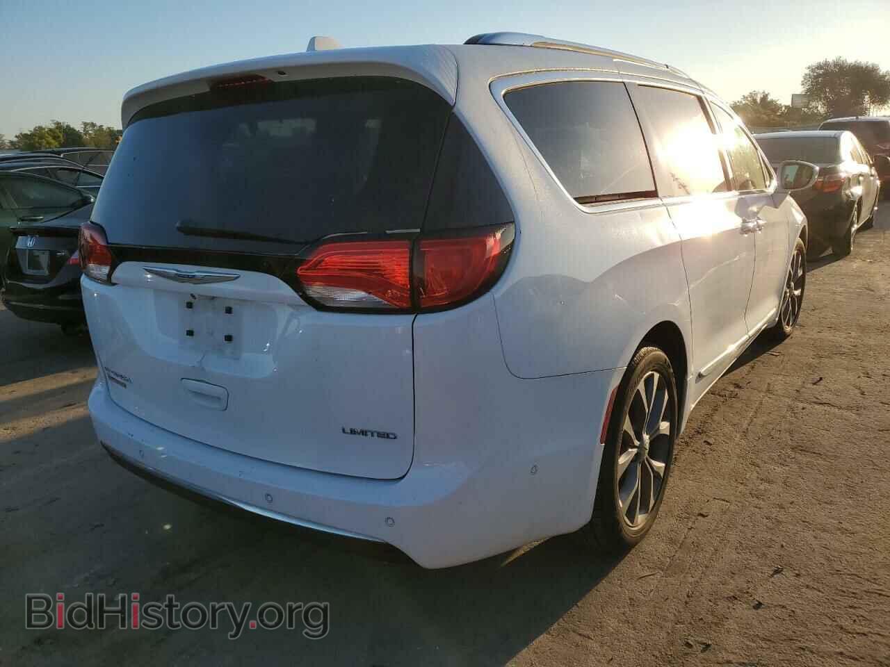 2018 CHRYSLER PACIFICA - VIN: 2C4RC1GG8JR289028 - Photo 4