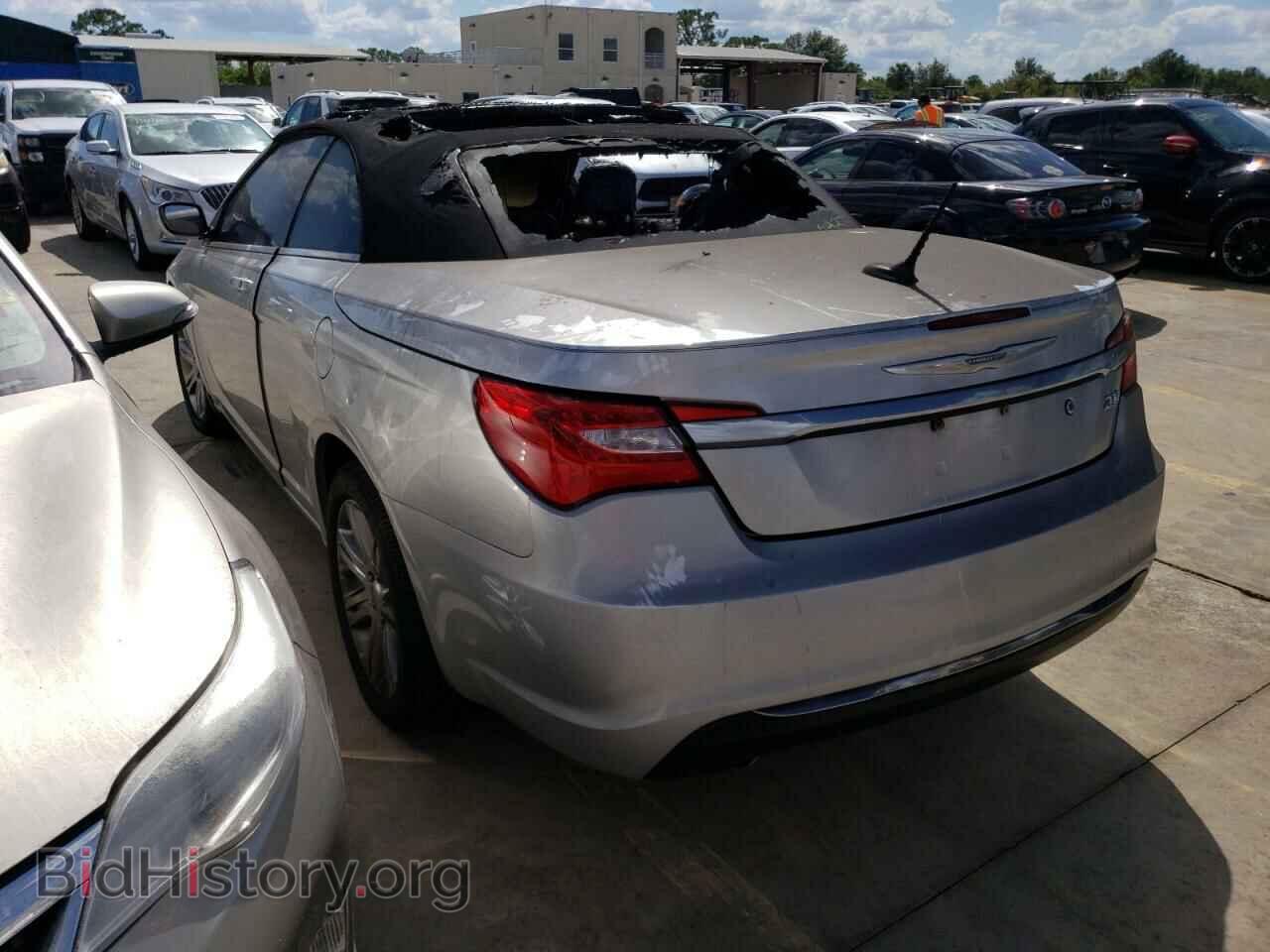 2012 CHRYSLER 200 - VIN: 1C3BCBEG7CN217767 - Фото 3