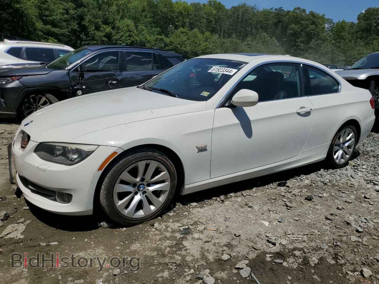 Фотография WBAKF5C53BE654988 - BMW 3 SERIES 2011