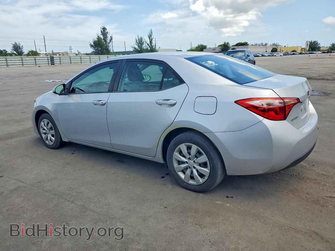 2018 TOYOTA COROLLA - VIN: 2T1BURHE2JC054277 - Фото 2