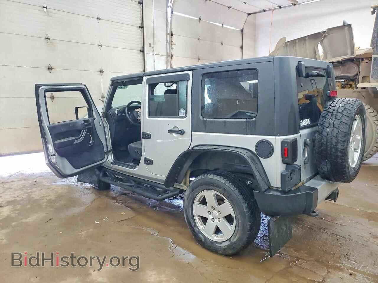 2011 JEEP WRANGLER - VIN: 1J4BA5H15BL603943 - Фото 2