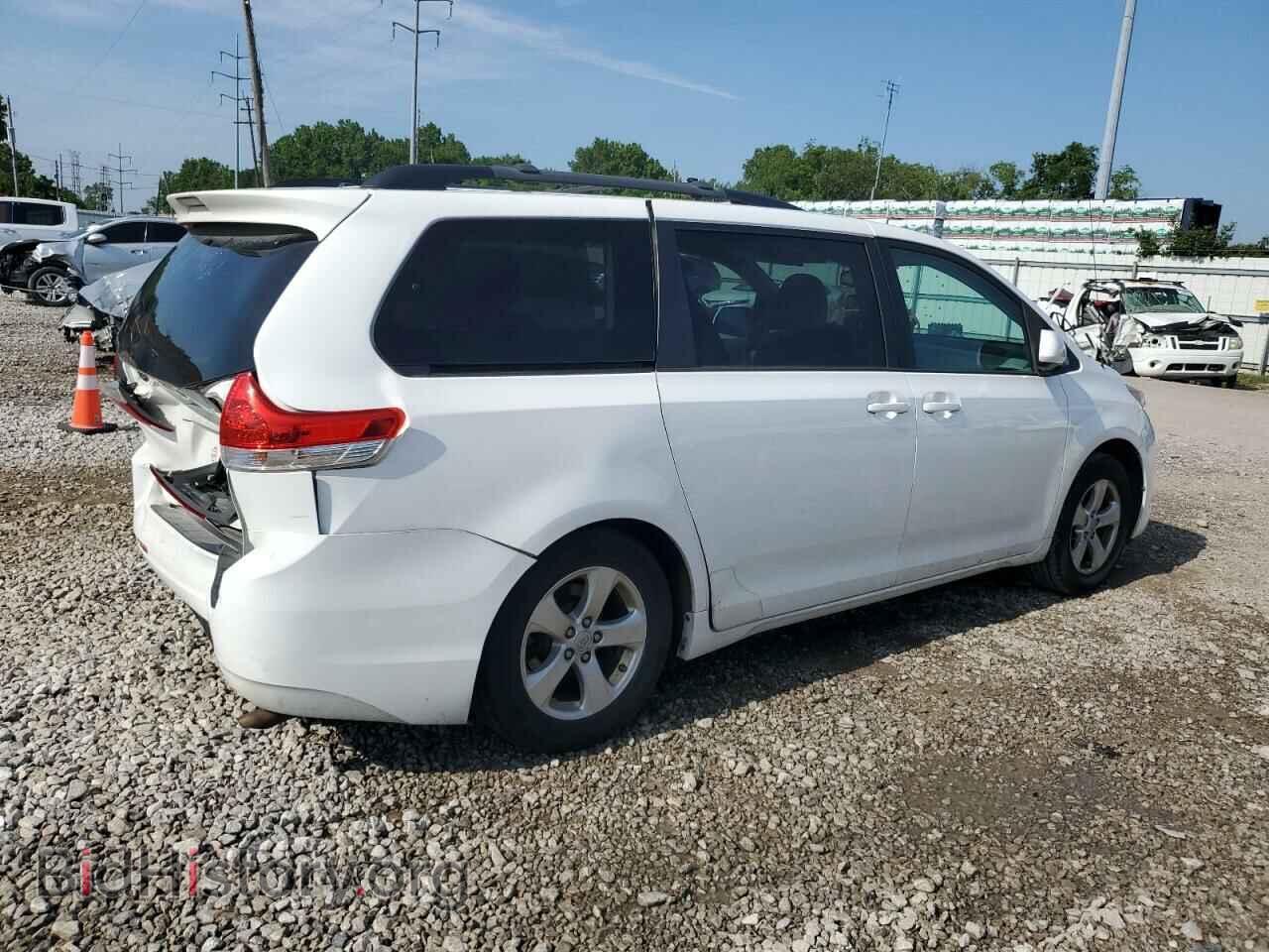 2013 TOYOTA All Models - VIN: 5TDKK3DC8DS367482 - Фото 3